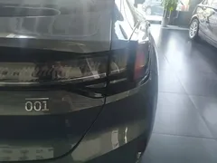 2022 Zeekr 001 Long Range Single Motor WE — фото 8