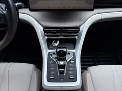 2023 BYD Song Pro 110KM, белый — фото 14