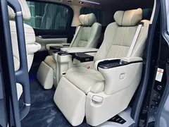 2021 Toyota Alphard Hybrid 2.5L Premium, чёрный — фото 9