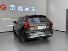 2022 Volvo XC60 B5 4WD Luxury — фото 4