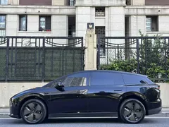 2025 Li Auto i6 2WD, чёрный — фото 7