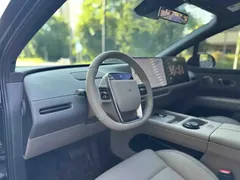 2025 Li Auto i6 2WD, чёрный — фото 8