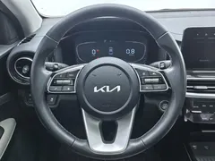 2023 Kia Cerato 1.5L CVT Luxury, белый — фото 13