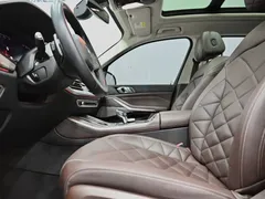 2022 BMW X5 30Li M, чёрный — фото 5