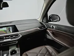 2022 BMW X5 30Li M, чёрный — фото 9