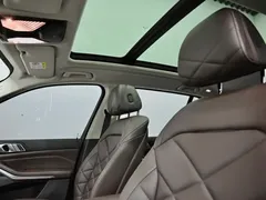 2022 BMW X5 30Li M, чёрный — фото 13