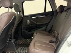 2021 BMW X1 Premium, белый — фото 9