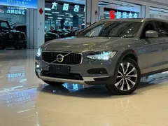 2020 Volvo V90 Cross Country — фото 14