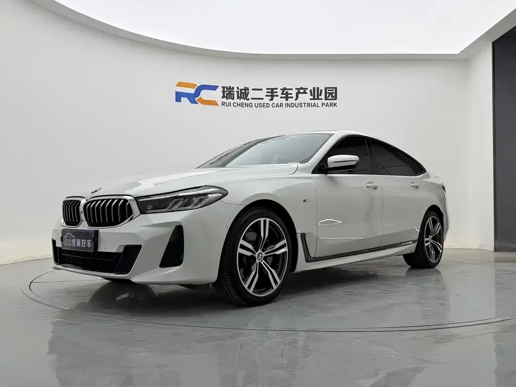 2021 BMW 6 Series GT 630i M Sport Package