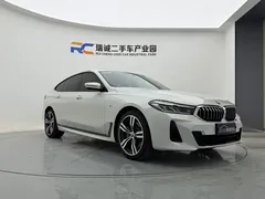 2021 BMW 6 Series GT 630i M Sport Package, белый — фото 3