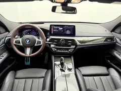 2021 BMW 6 Series GT 630i M Sport Package, белый — фото 10