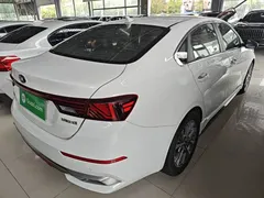 2021 Kia Cerato 1.4T DCT GT-Line Sport, белый — фото 7