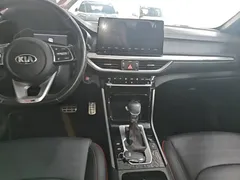 2021 Kia Cerato 1.4T DCT GT-Line Sport, белый — фото 10
