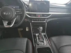 2021 Kia Cerato 1.4T DCT GT-Line Sport, белый — фото 13