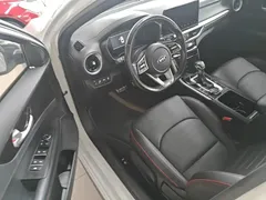 2021 Kia Cerato 1.4T DCT GT-Line Sport, белый — фото 16