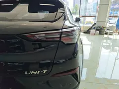 2020 Changan UNI-T 1.5T Premium, чёрный — фото 8