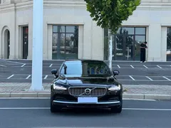 2023 Volvo S90, чёрный — фото 2