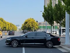 2023 Volvo S90, чёрный — фото 3