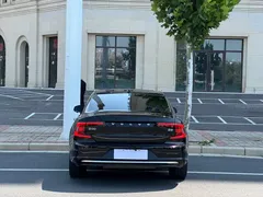 2023 Volvo S90, чёрный — фото 15