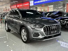 2022 Audi Q3 35 TFSI Fashion — фото 2