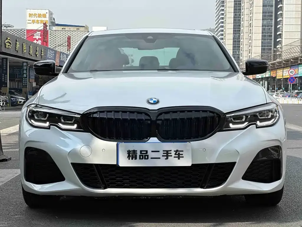 2022 BMW 3 Series 325Li M Sport Night Package