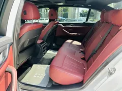 2023 BMW 5 Series 5 530Li M, белый — фото 12