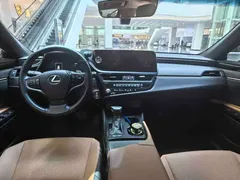 2022 Lexus ES 200, белый — фото 9