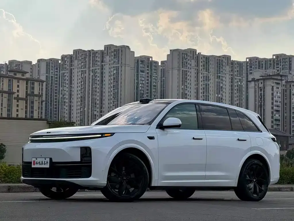 2023 Li Auto L7 Pro