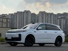 2023 Li Auto L7 Pro, белый — фото 1
