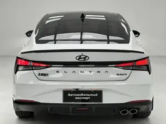 2022 Hyundai Elantra 240TGDi DCT GLX Elite, белый — фото 13