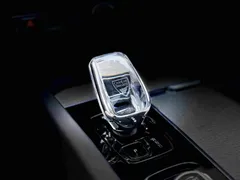 2023 Volvo XC60 T8 PHEV Long Range 4WD Luxury, синий — фото 15