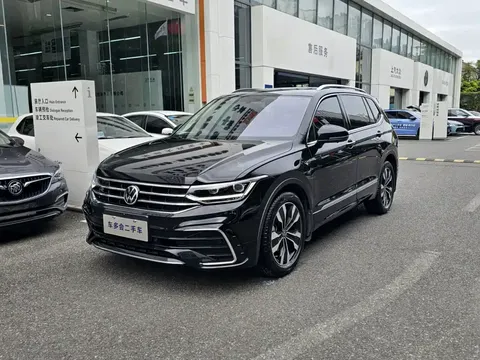 2022 Volkswagen Tiguan L 330TSI AT 2WD R-Line