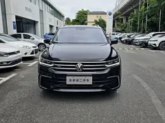 2022 Volkswagen Tiguan L 330TSI AT 2WD R-Line, чёрный — фото 2