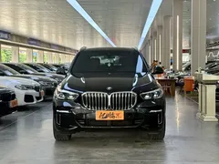 2022 BMW X5 40Li M, чёрный — фото 2