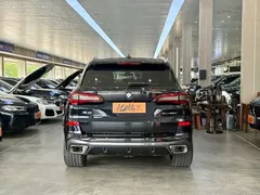 2022 BMW X5 40Li M, чёрный — фото 16