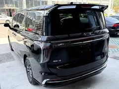 2024 Hongqi HQ9 2.0T 4WD Luxury, чёрный — фото 6