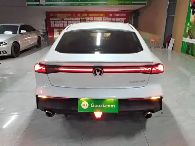 2022 Changan UNI-V 1.5T Premium