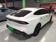 2022 Changan UNI-V 1.5T Premium, белый — фото 5