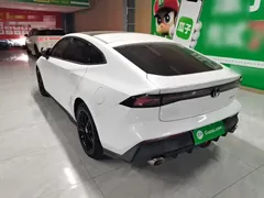 2022 Changan UNI-V 1.5T Premium, белый — фото 23