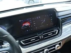 2023 Hongqi HS5 2.0T 4WD Pro — фото 12