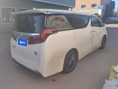 2021 Toyota Alphard Hybrid 2.5L Premium, белый — фото 3