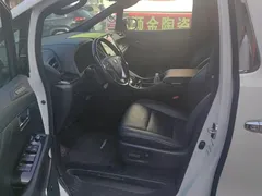 2021 Toyota Alphard Hybrid 2.5L Premium, белый — фото 9