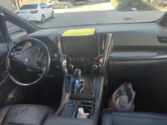 2021 Toyota Alphard Hybrid 2.5L Premium, белый — фото 12