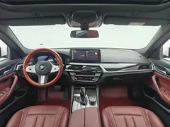 2022 BMW 5 Series 5 525Li M, белый — фото 5