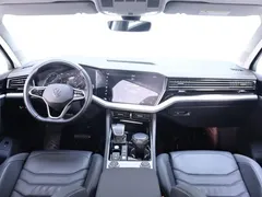 2021 Volkswagen Touareg 3.0TSI, чёрный — фото 13