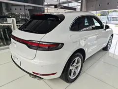 2020 Porsche Macan 2.0T, белый — фото 5