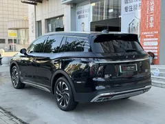 2024 Hongqi HS7 2.0T PHEV 4WD 7, чёрный — фото 12