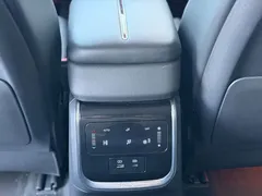 2024 Hongqi HS7 2.0T PHEV 4WD 7, чёрный — фото 23