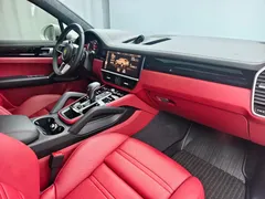 2021 Porsche Cayenne S Coupé 2.9T, белый — фото 12