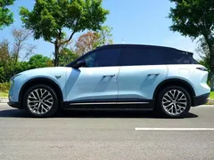 2024 Nio ES6 75kWh, синий — фото 3
